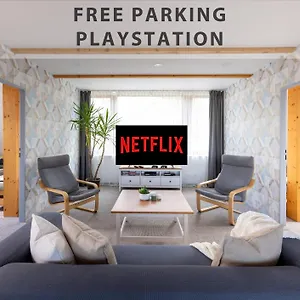  Apartment Plzenska 465 Free Parking & Ps3