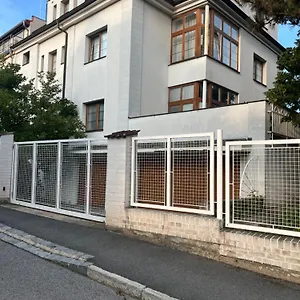 Sarka Apartmán